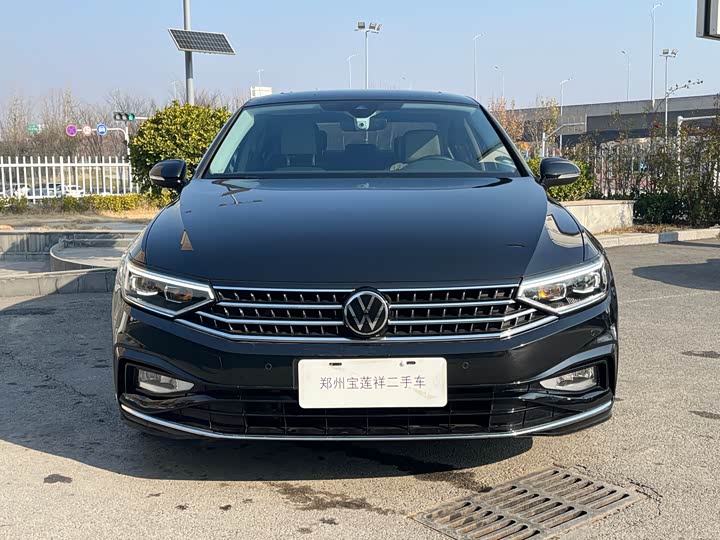 Фото 2 - Volkswagen Magotan