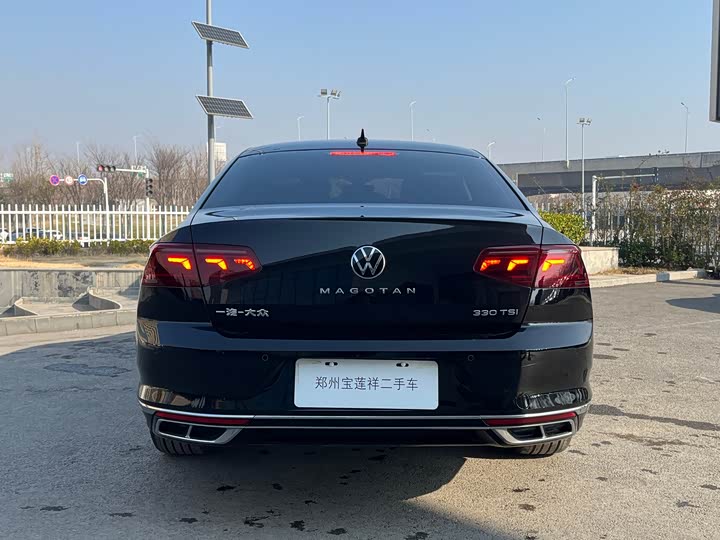 Фото 5 - Volkswagen Magotan