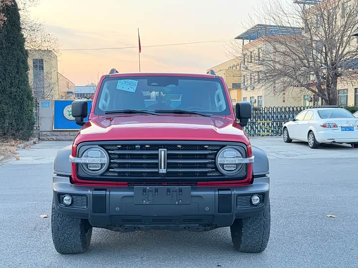 Фото 2 - Tank 300