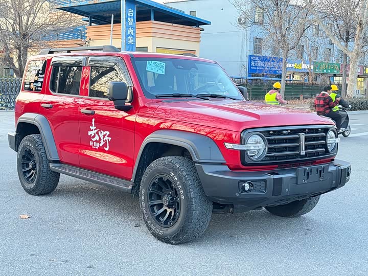 Фото 6 - Tank 300