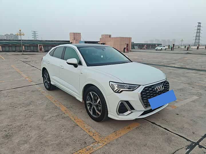 Фото 3 - Audi Q3 Sportback