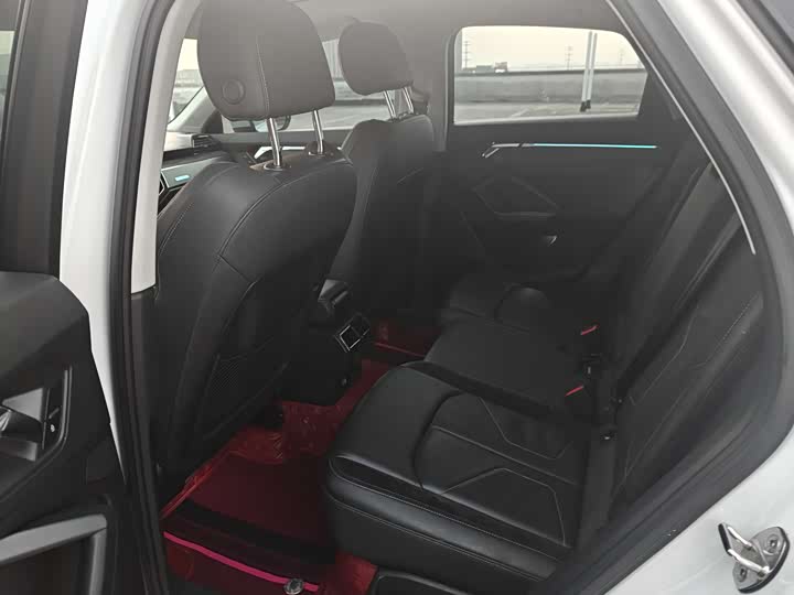 Фото 8 - Audi Q3 Sportback