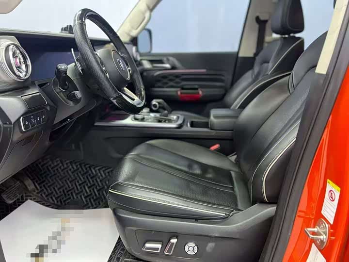 Фото 6 - Tank 300