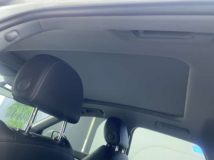 Фото 9 - Audi Q3