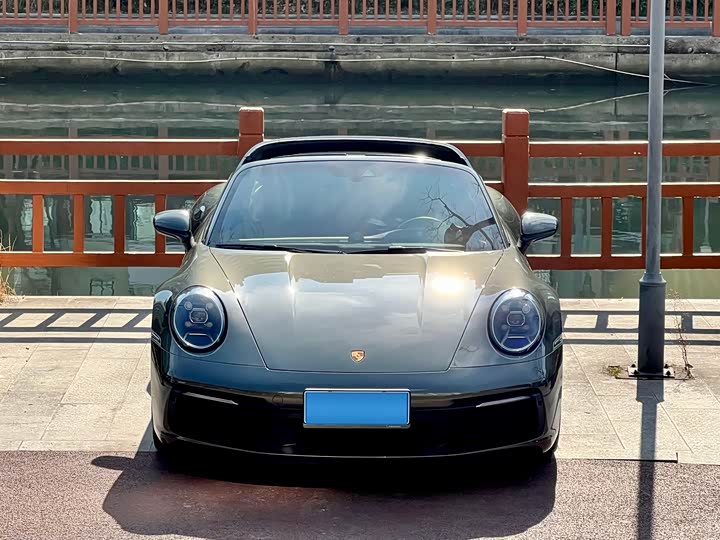 Фото 4 - Porsche 911