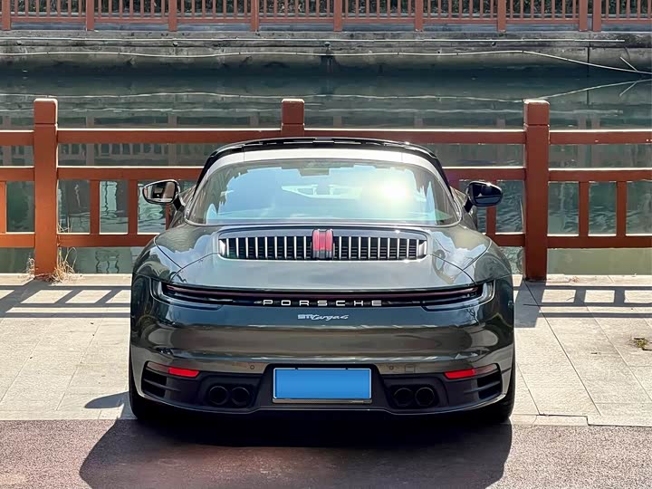 Фото 5 - Porsche 911