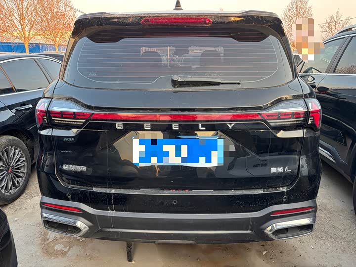 Фото 8 - Geely Okavango L