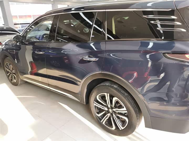 Фото 5 - Hongqi HS7