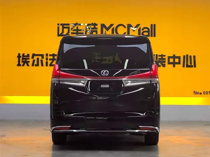 Фото 5 - Lexus LM