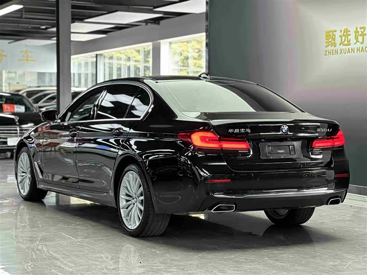 Фото 4 - BMW 5 Series