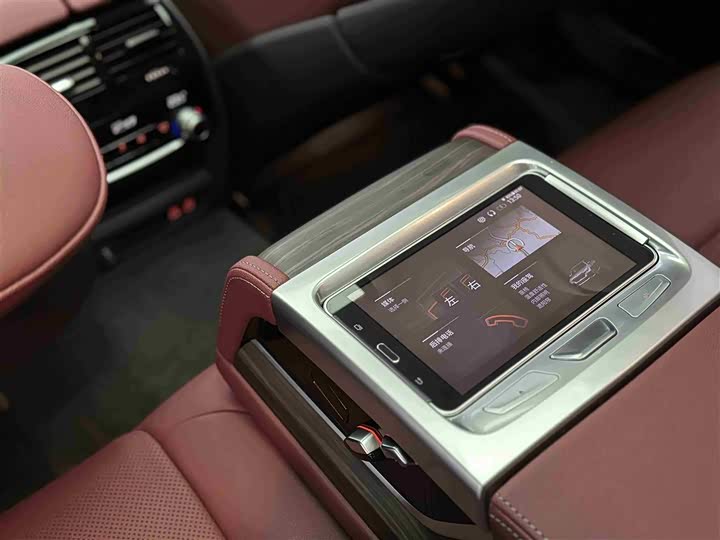 Фото 9 - BMW 5 Series