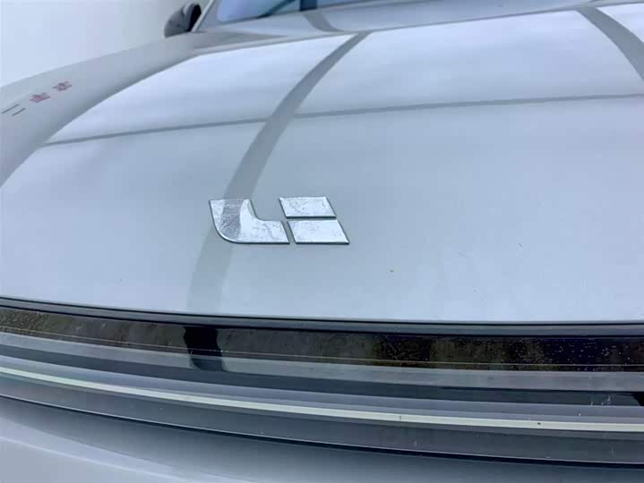 Фото 7 - LiXiang L8