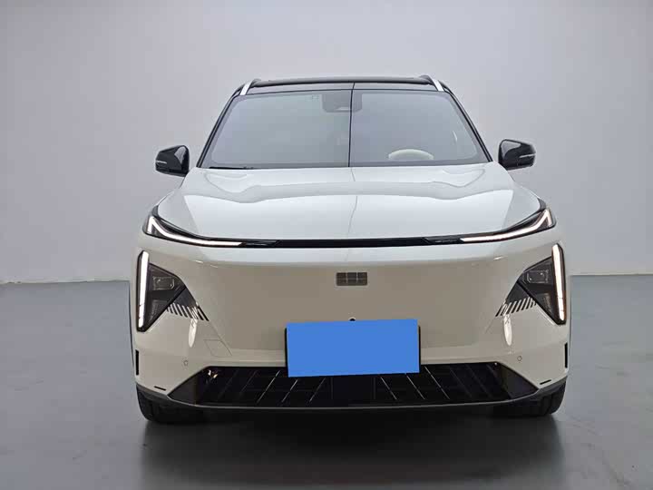 Фото 2 - Geely Galaxy L7