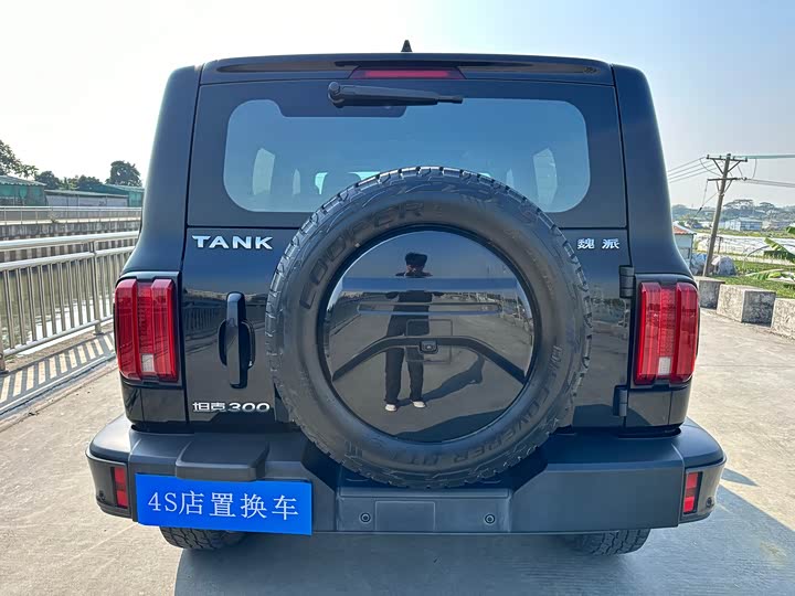 Фото 5 - Tank 300