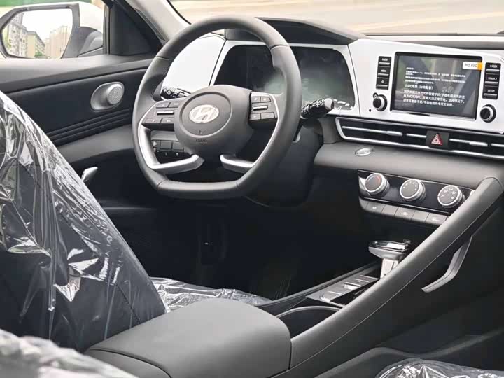 Фото 4 - Hyundai Elantra N line