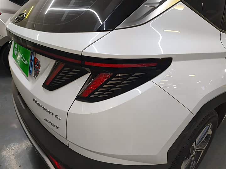 Фото 8 - Hyundai Tucson L