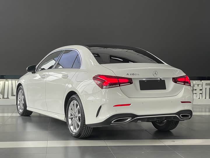 Фото 4 - Mercedes-Benz A-Class