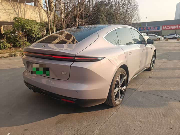 Фото 3 - Nio ET5