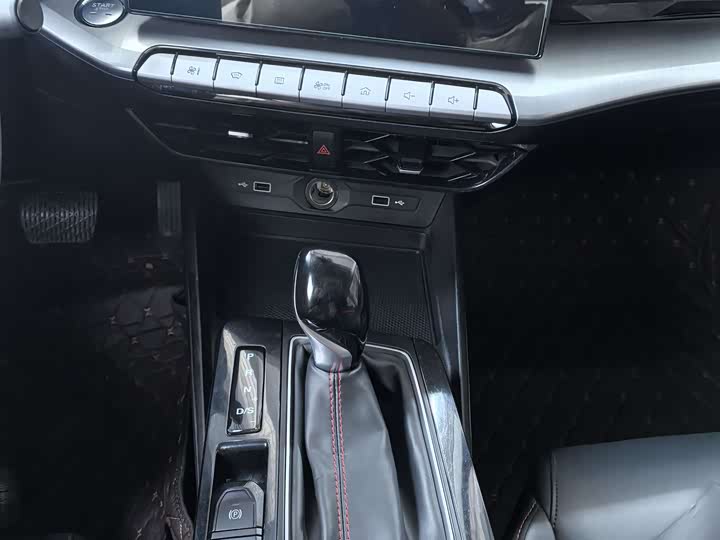 Фото 9 - MG Motor 5