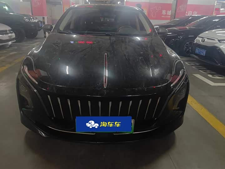 Фото 2 - Hongqi E-QM5