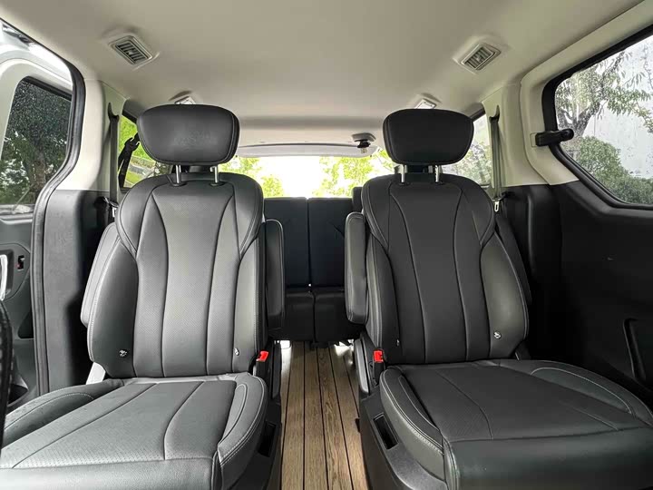 Фото 8 - Maxus G20