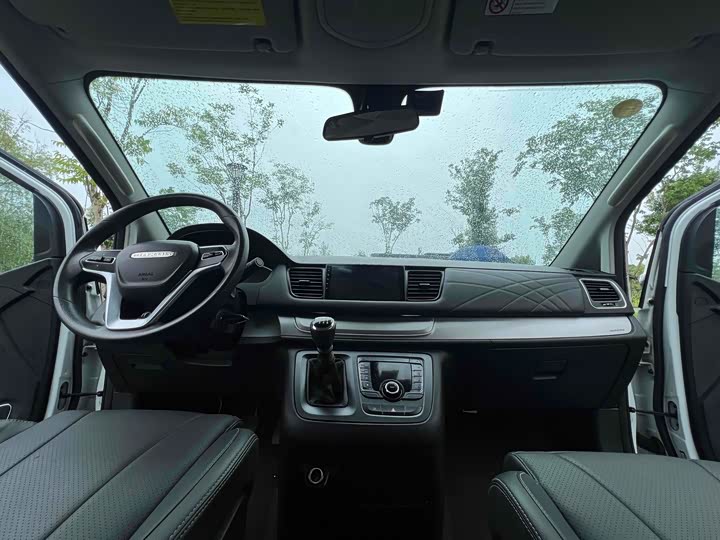 Фото 9 - Maxus G20