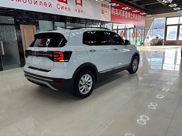 Фото 5 - Volkswagen Tacqua