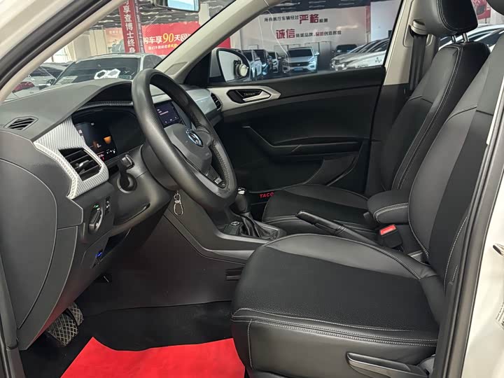 Фото 9 - Volkswagen Tacqua