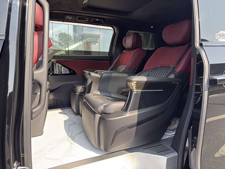 Фото 9 - GAC Trumpchi M8