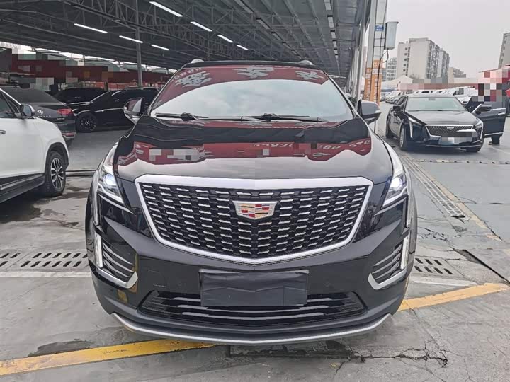 Фото 3 - Cadillac XT5