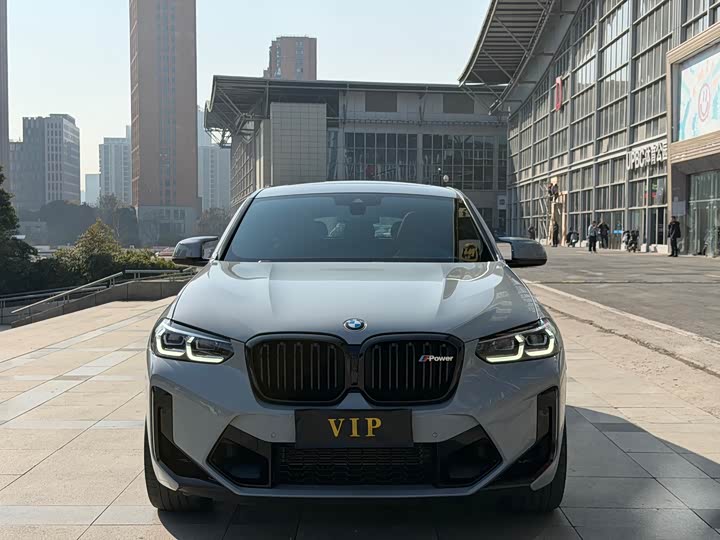 Фото 2 - BMW X4 M