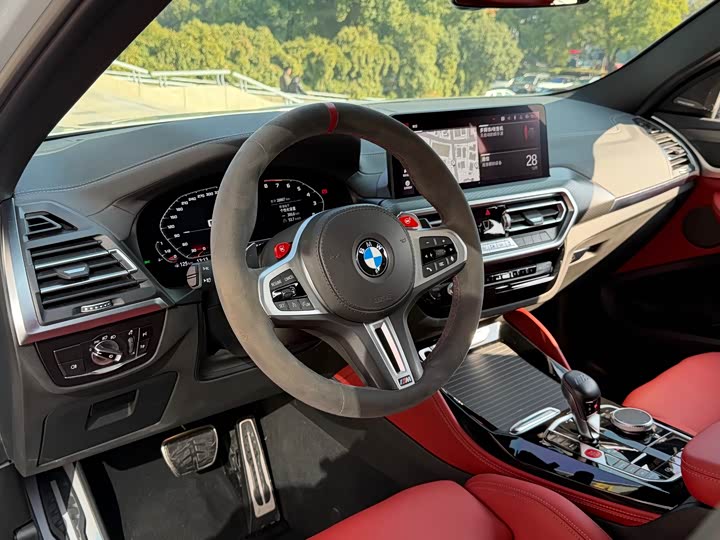 Фото 4 - BMW X4 M