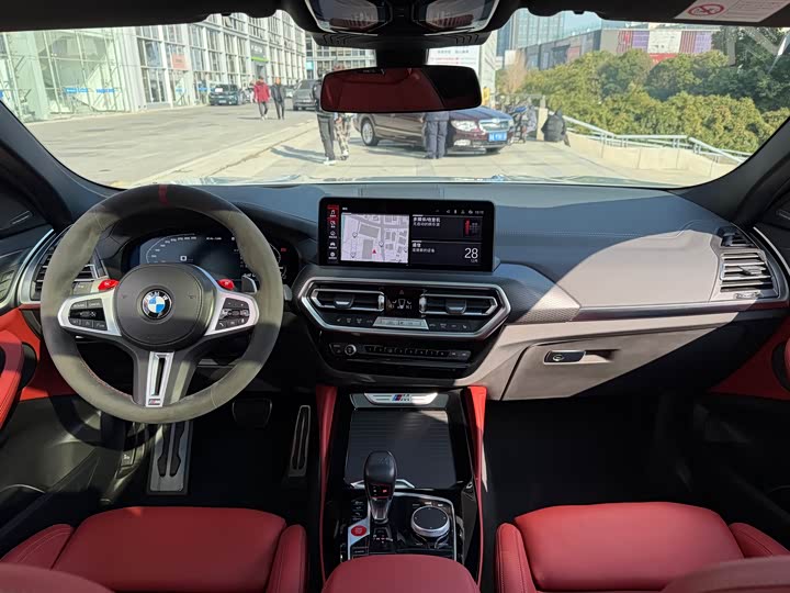 Фото 5 - BMW X4 M