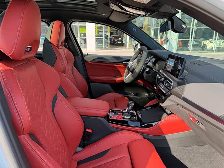 Фото 9 - BMW X4 M