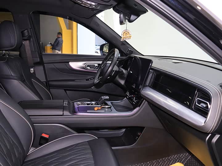 Фото 7 - GAC Trumpchi GS8