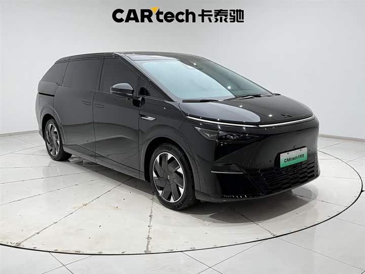 Фото 4 - XPeng X9