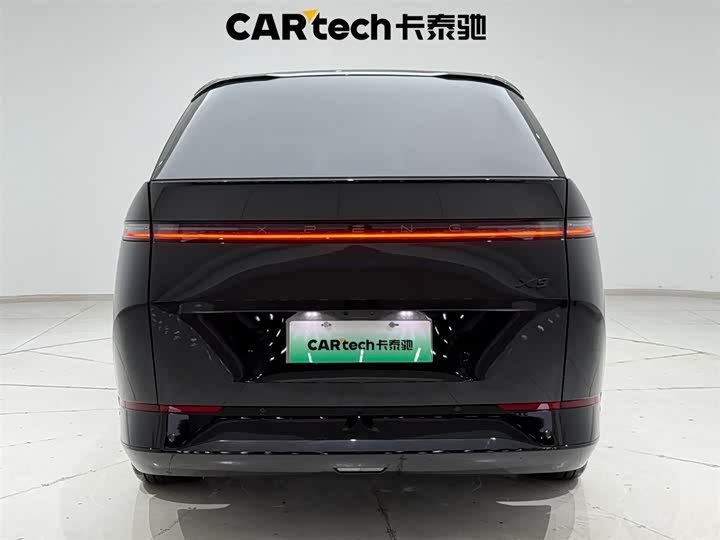 Фото 9 - XPeng X9