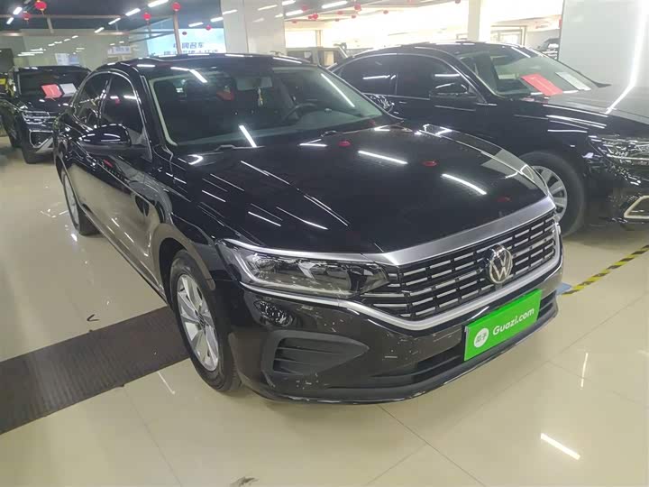 Фото 4 - Volkswagen Passat