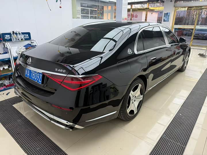 Фото 9 - Mercedes-Benz Maybach S-Class