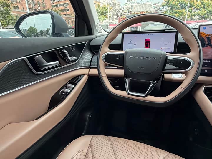 Фото 9 - Chery Tiggo 8L