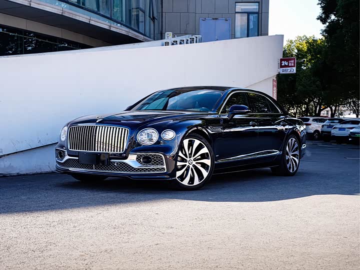 Фото 1 - Bentley Flying Spur