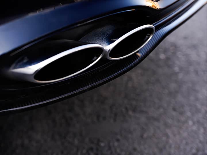 Фото 9 - Bentley Flying Spur