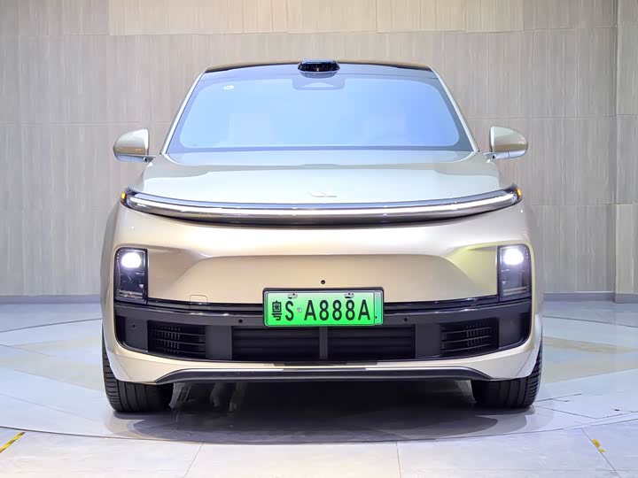 Фото 2 - LiXiang L9