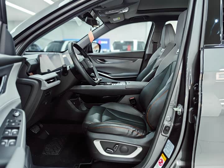 Фото 9 - Changan CS75 Plus