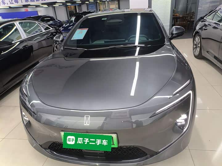 Фото 3 - Avatr 12