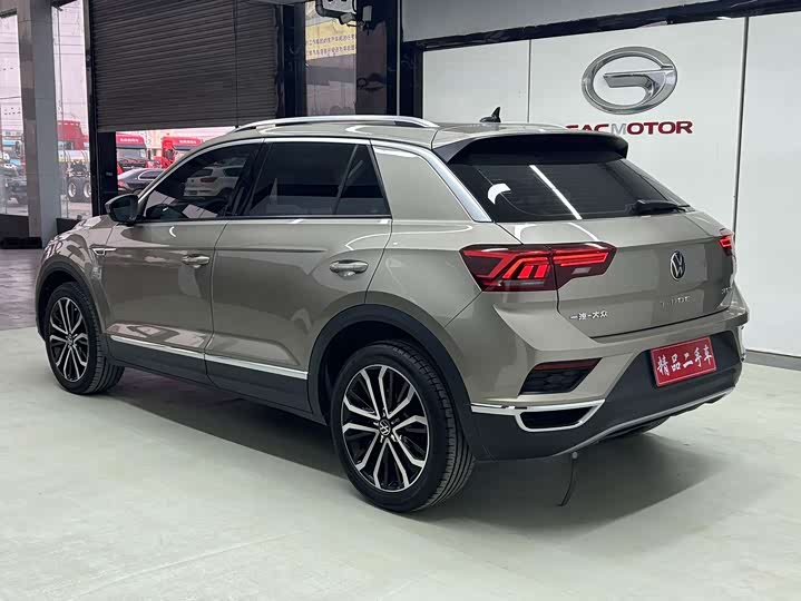 Фото 6 - Volkswagen T-Roc