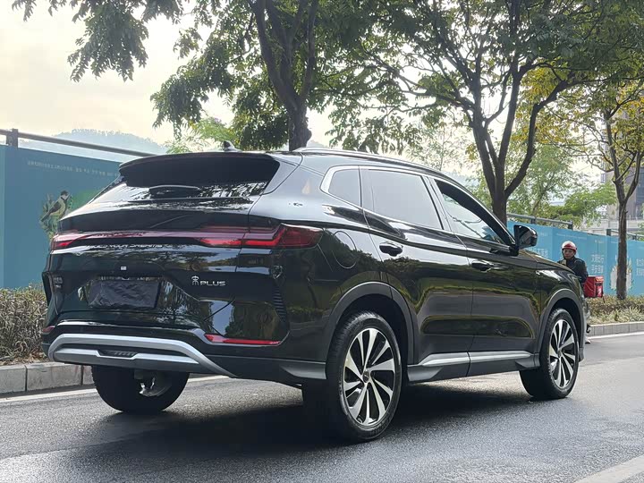 Фото 5 - BYD Song Plus Hybrid/EV