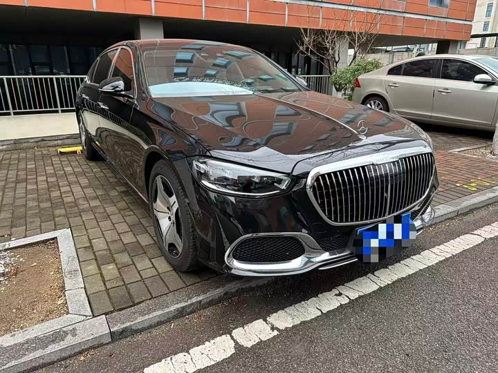 Фото 3 - Mercedes-Benz Maybach S-Class