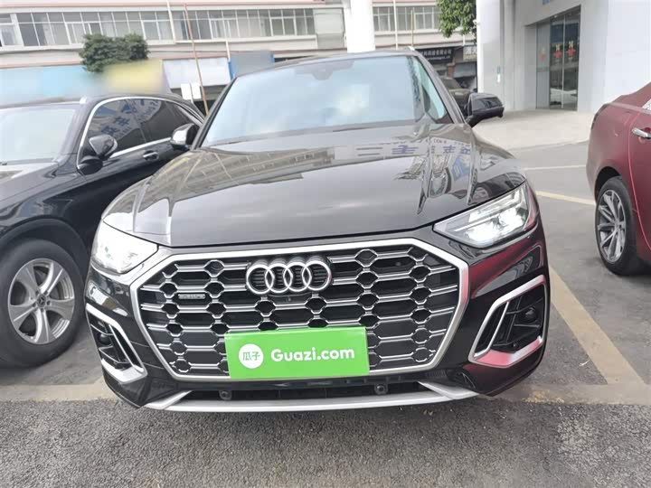 Фото 3 - Audi Q5L