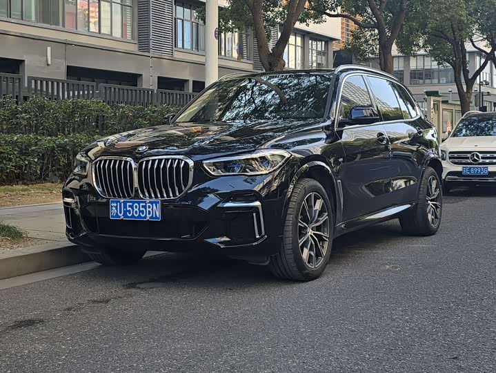 Фото 1 - BMW X5